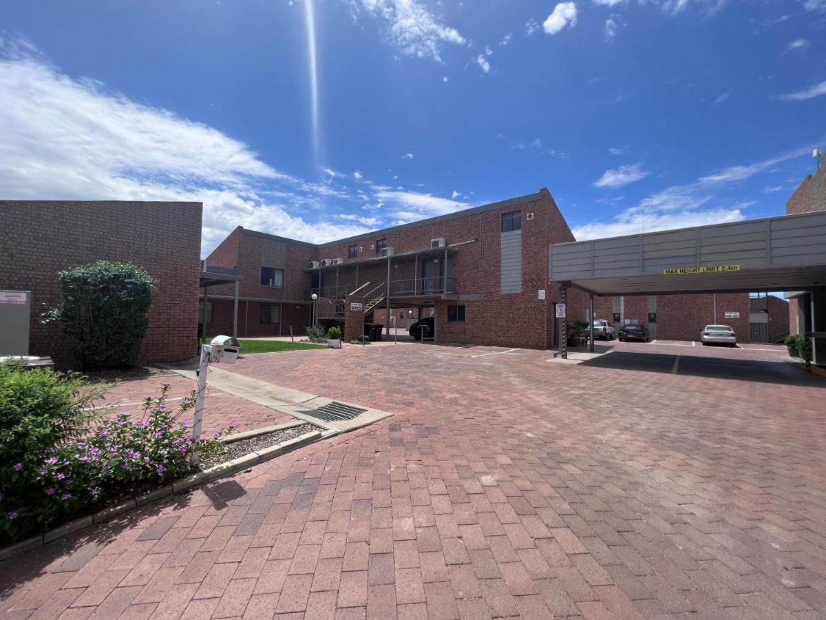 Spa Village Travel Inn Moree Exterior foto
