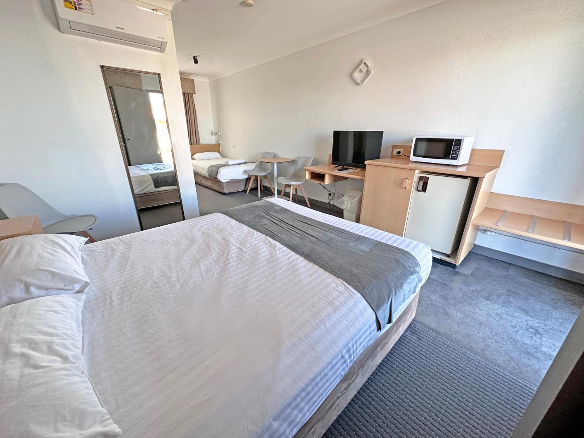 Spa Village Travel Inn Moree Habitación foto
